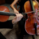 Instrumentos de cuerda, violín y violonchelo